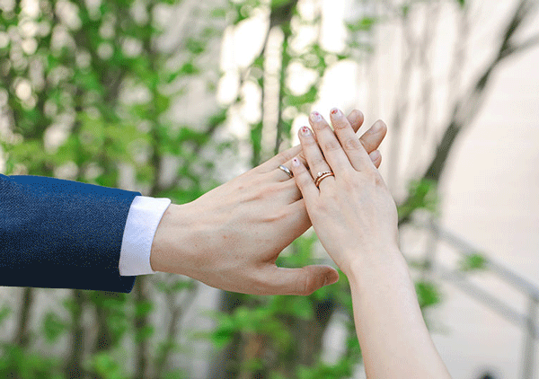 デザインだけではく結婚指輪を選ぶメリット！保証・製法・着け心地を比較していますか？