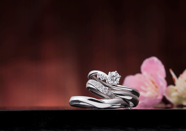 セットがおすすめ！婚約指輪と結婚指輪の同時購入で特別なご優待