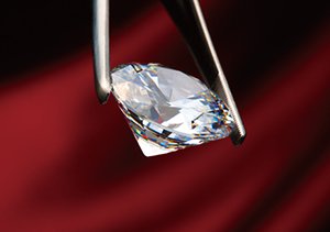 婚約指輪のダイヤモンドのベストな大きさは？